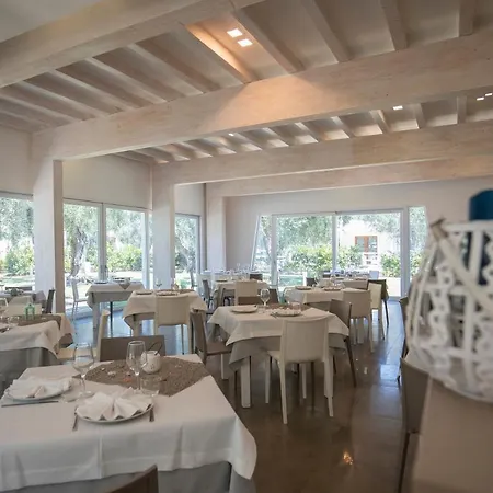 Melograno With Swimming Pool And Private Mattinata