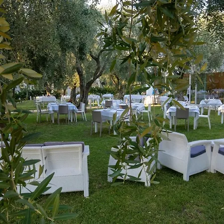 Holiday home Melograno With Swimming Pool And Private Mattinata