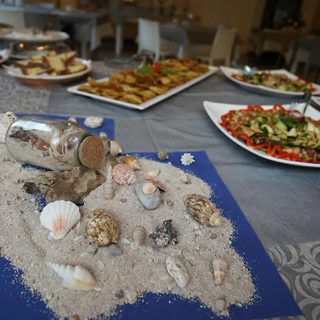 Melograno With Swimming Pool And Private Holiday home Mattinata