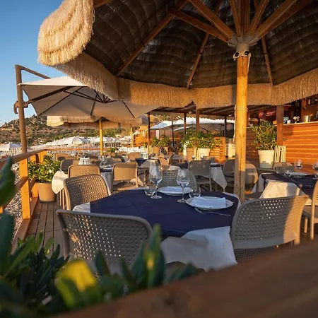 Melograno With Swimming Pool And Private Mattinata